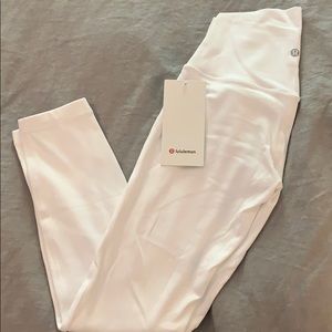 NEW Lululemon Align 25”